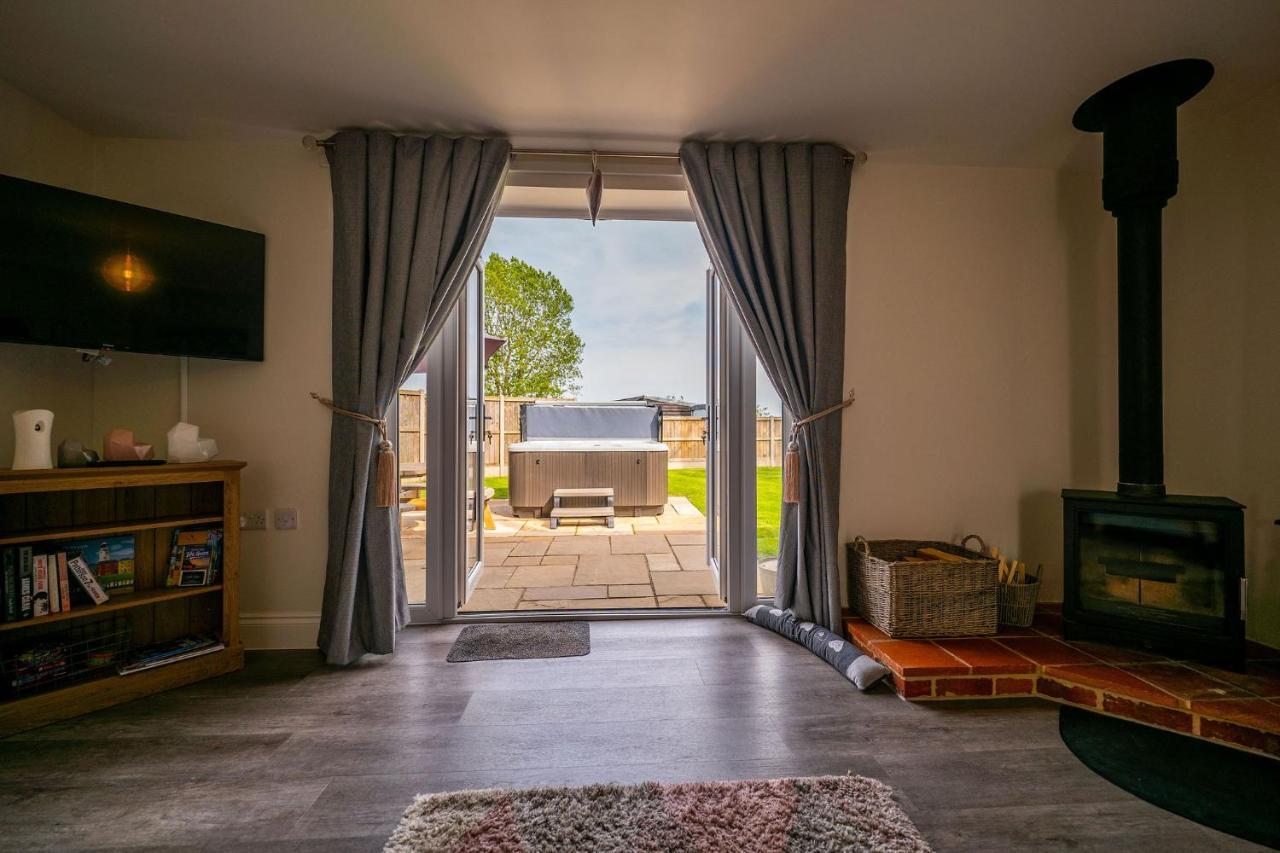 The Stables Villa Halesworth Exteriör bild