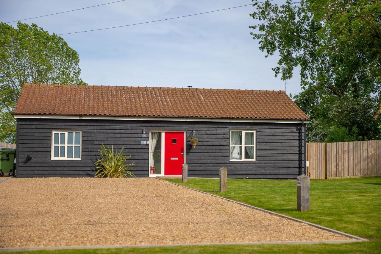 The Stables Villa Halesworth Exteriör bild